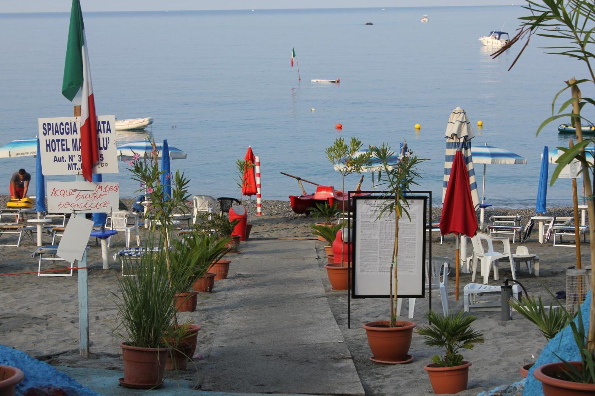 Hotel Ristorante Mareblu Amantea Exterior foto