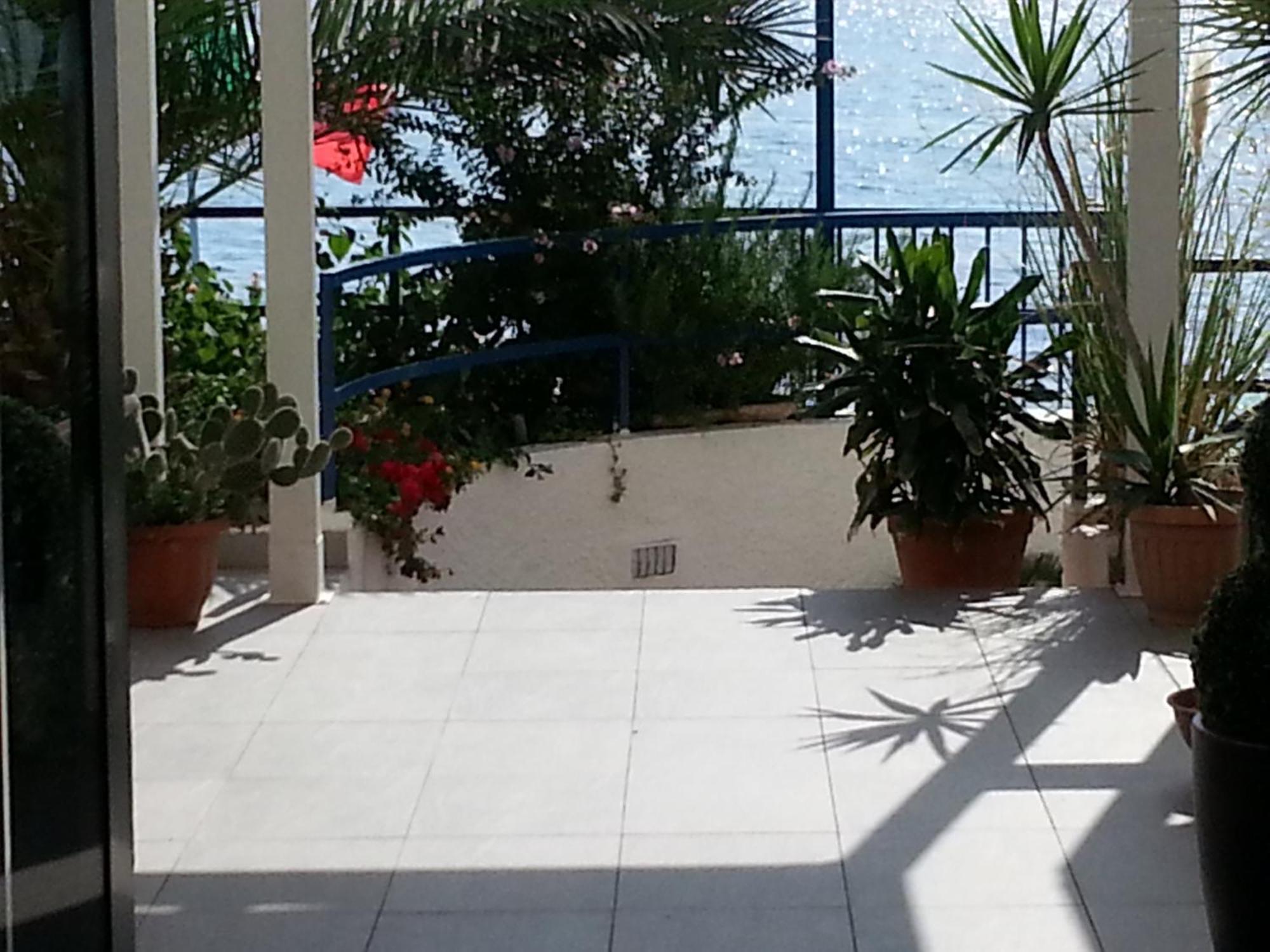 Hotel Ristorante Mareblu Amantea Exterior foto